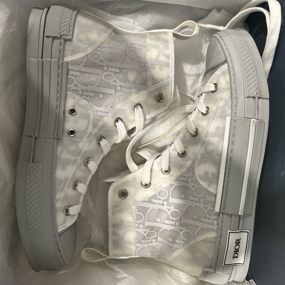 Dior Women's Monogram White Sneakers - Picture 6 of 9